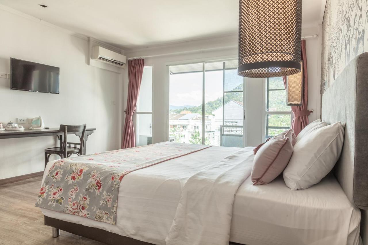 Ang Mor Lao Hotel (Adults Only) Phuket Dış mekan fotoğraf