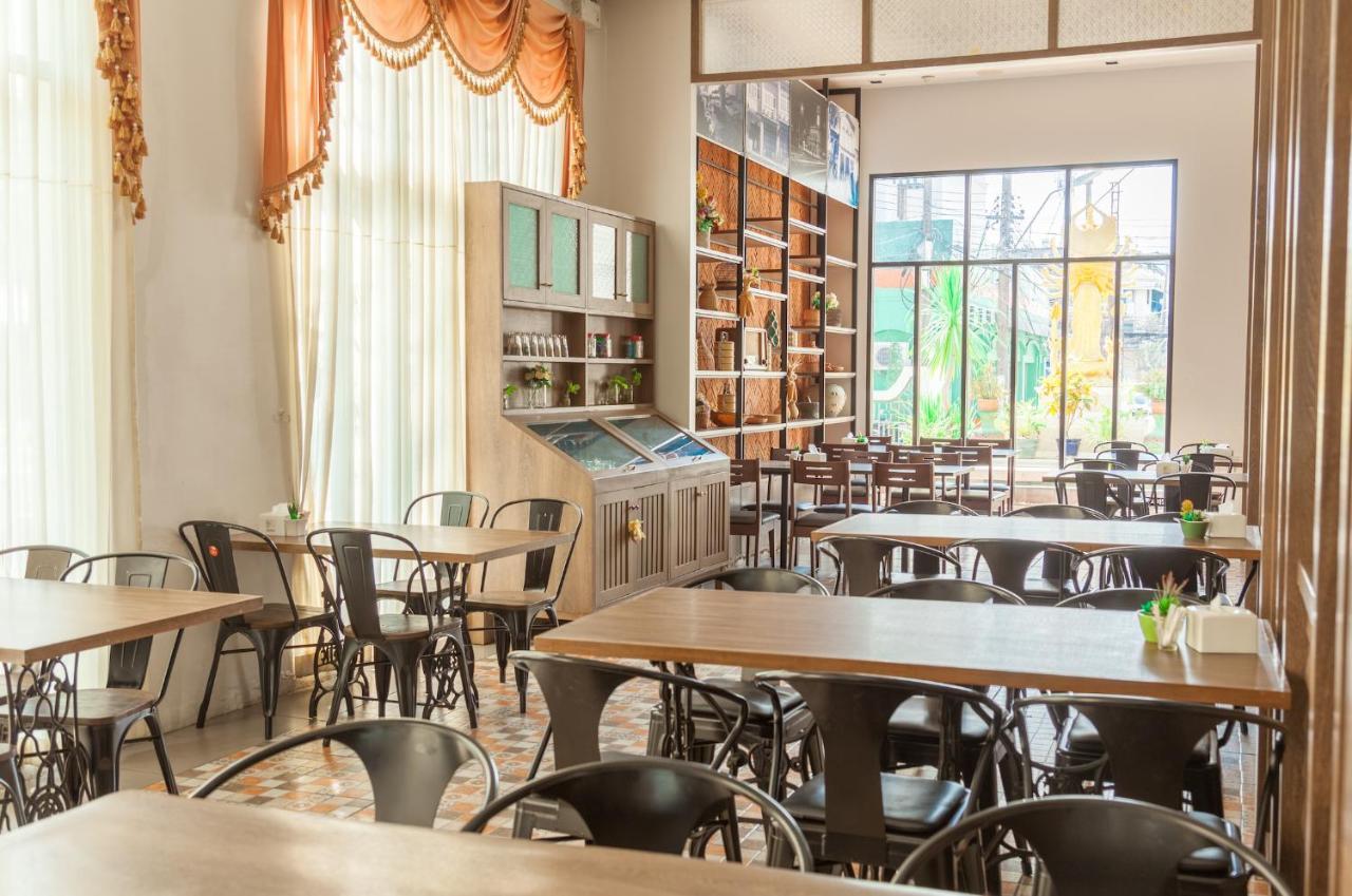 Ang Mor Lao Hotel (Adults Only) Phuket Dış mekan fotoğraf